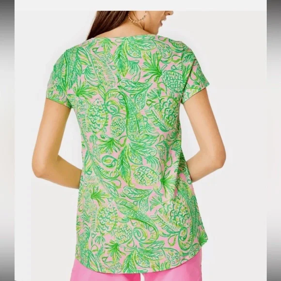 Lilly Pulitzer Etta Scoop Neck Shirt- Mandevilla Baby Fins And Flipper Print - Picture 4 of 10